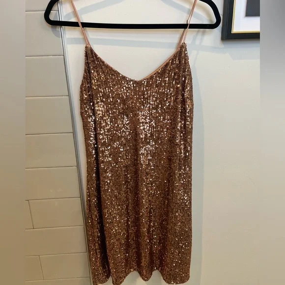 Gianni Bini Dresses | Gianni Bini Shine Bright Sequined Cocktail Dress S | Color: Tan | Size: S | 1divineseller's Closet